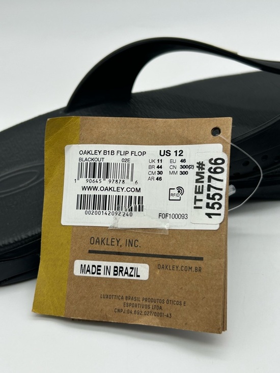 Oakley B1B Flip Flops Men’s Size 12 Black Logo Sandals New With Tag main image 7